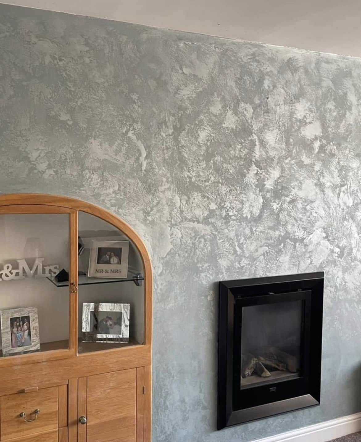 Metallic finish venetian plaster